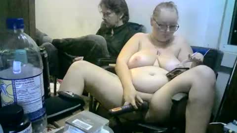 Snapshot of kittenkayla26 chatting on October 14, 4:59 am kittenkayla26 online show from October 14, 4:59 am