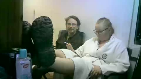 Snapshot of kittenkayla26 chatting on October 11, 8:45 pm kittenkayla26 online show from October 11, 8:45 pm