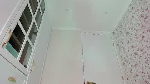 sophie online show from July 4, 7:17 pm