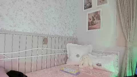 sophie online show from July 8, 6:44 pm