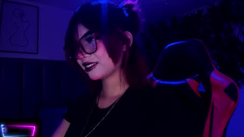 Camila online show from January 7, 1:54 am