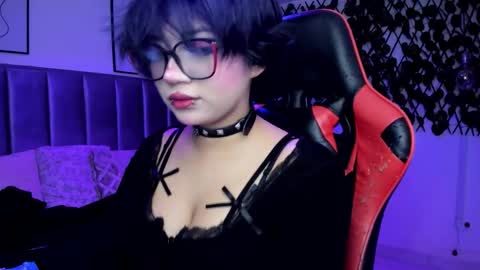 Camila online show from March 5, 1:47 am