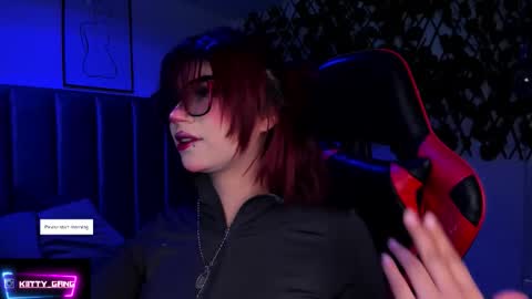 Camila online show from November 27, 2:30 am