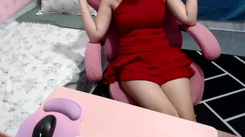 Kate online show from July 28, 7:39 pm