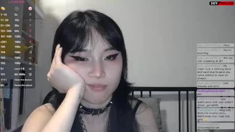 Snapshot of kitty_krush chatting on October 5, 2:42 am Kitty online show from October 5, 2:42 am