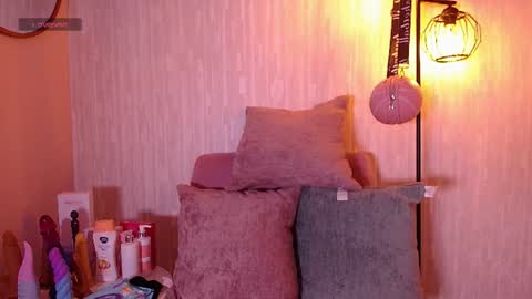 KITTY online show from July 23, 2:58 pm