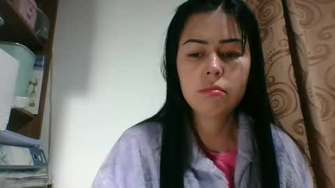 kitty_small69 online show from March 9, 2:05 am