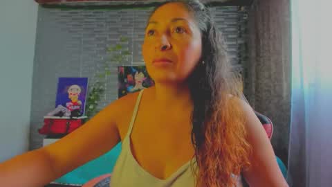 violet online show from December 16, 4:35 pm