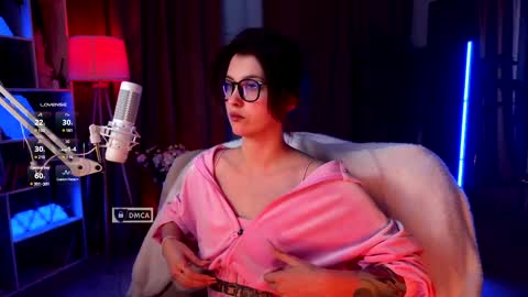 KittyBay  online show from April 5, 4:04 pm