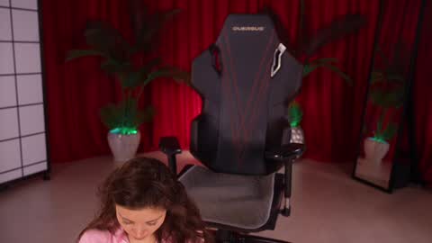 Katya online show from December 17, 5:03 am