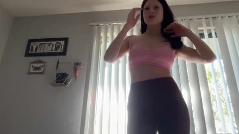 Ivy online show from November 5, 8:33 pm