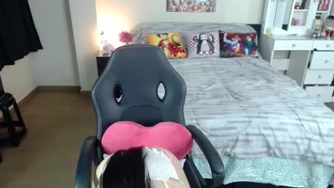 Isabel online show from March 1, 2:38 am