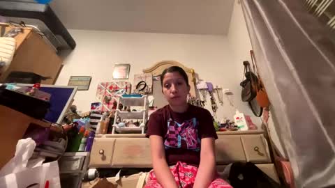 Snapshot of kittyluvx chatting on October 6, 2:29 am kittyluvx online show from October 6, 2:29 am