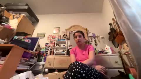 Snapshot of kittyluvx chatting on October 19, 9:08 pm kittyluvx online show from October 19, 9:08 pm