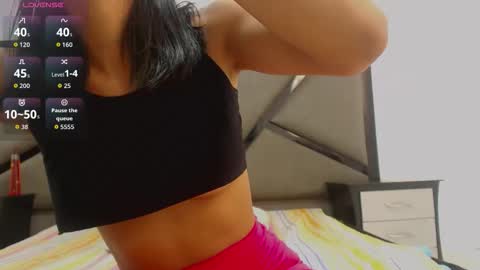 kelly online show from December 13, 8:04 pm