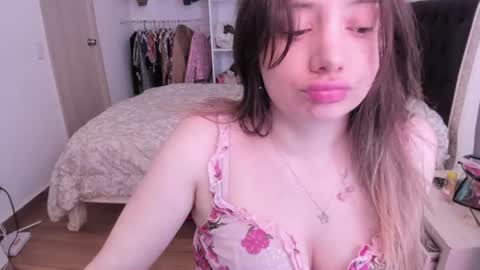 kittywantslove23 online show from July 27, 7:55 pm
