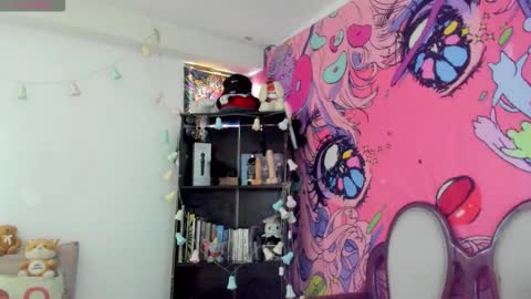 Snapshot of kittyzenn chatting on September 21, 7:18 pm Kitty Zen online show from September 21, 7:18 pm