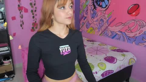 Snapshot of kittyzenn chatting on February 18, 7:52 pm Kitty Zen online show from February 18, 7:52 pm