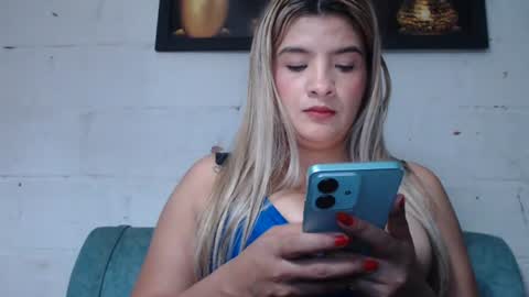kittyzevee_ online show from July 1, 1:47 am