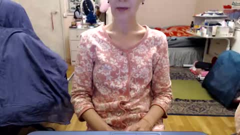 KiuminBerry online show from January 13, 1:17 pm