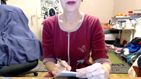 KiuminBerry online show from January 4, 2:35 pm