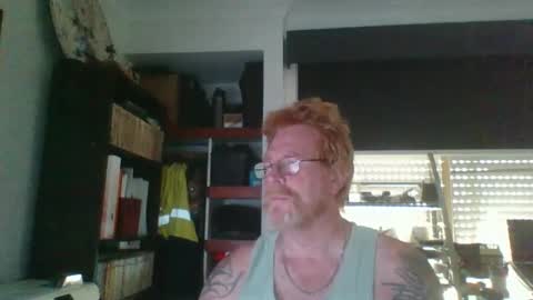 Snapshot of kiwi_boss61 chatting on February 13, 4:43 am kiwi_boss61 online show from February 13, 4:43 am