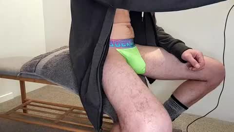 kiwibulge123 online show from July 8, 4:27 am
