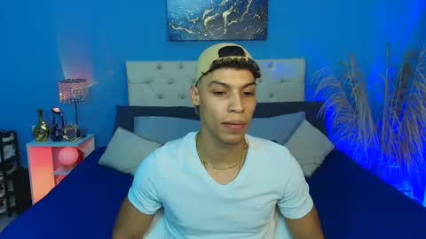 klaton__ online show from November 1, 11:59 pm