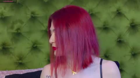 KloeyAdams online show from February 25, 10:48 am
