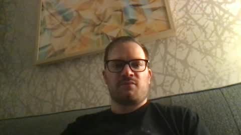 Snapshot of km0079 chatting on December 18, 3:37 am Kris online show from December 18, 3:37 am