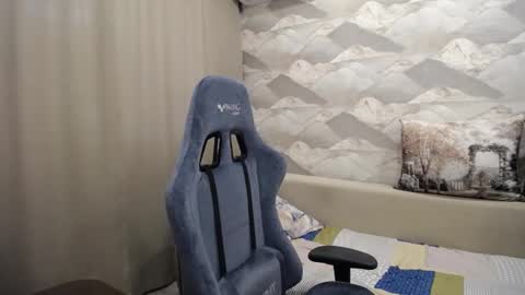 Carter.  online show from September 30, 8:25 am