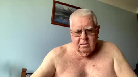 Aussiedude online show from January 10, 4:33 am