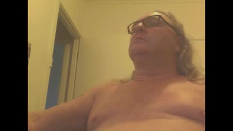 knobout online show from March 11, 7:03 am