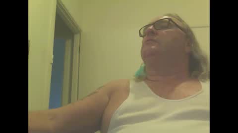 knobout online show from February 10, 5:03 am