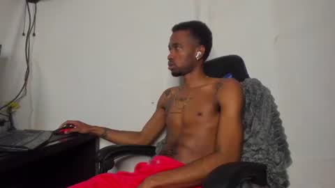 kofi online show from July 13, 12:47 am