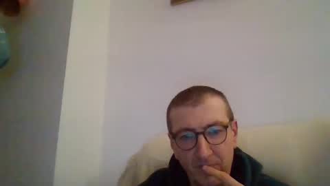 Snapshot of kolesie7 chatting on February 7, 6:56 pm JUAN CARLOS online show from February 7, 6:56 pm