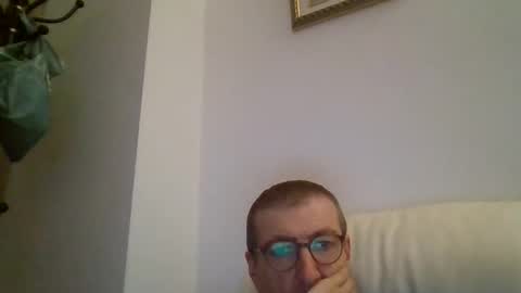 Snapshot of kolesie7 chatting on September 13, 8:44 pm JUAN CARLOS online show from September 13, 8:44 pm