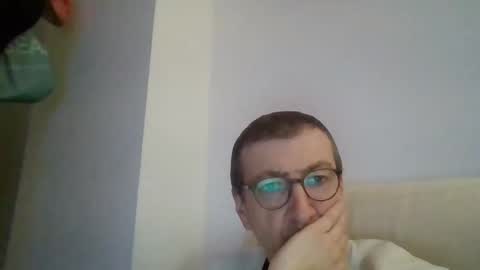 Snapshot of kolesie7 chatting on March 4, 7:54 pm JUAN CARLOS online show from March 4, 7:54 pm