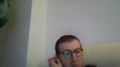 Snapshot of kolesie7 chatting on October 3, 9:23 pm JUAN CARLOS online show from October 3, 9:23 pm