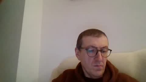 Snapshot of kolesie7 chatting on February 22, 6:19 pm JUAN CARLOS online show from February 22, 6:19 pm