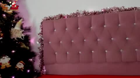 konie Diaz online show from December 19, 10:05 pm