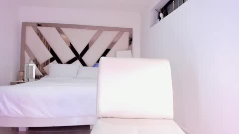 Koral Cuz online show from October 23, 5:58 pm