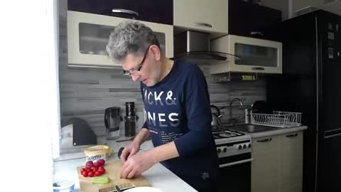 Korek online show from February 7, 9:47 am