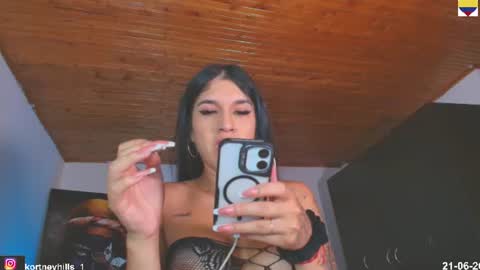 Kortneyhills - Aries online show from June 22, 3:25 am