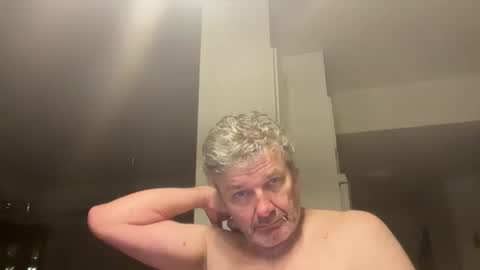 kovapoika online show from October 11, 4:43 pm