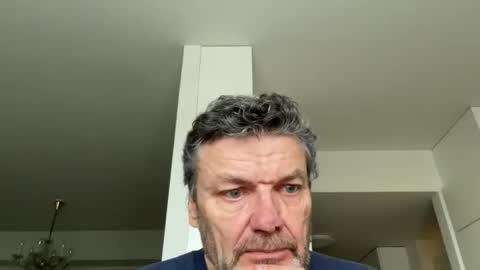 kovapoika online show from March 3, 12:01 pm