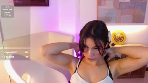 Elizabeth online show from December 19, 12:44 pm