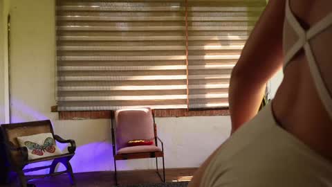 Snapshot of kozzy_ chatting on January 13, 6:38 pm kozzy_ online show from January 13, 6:38 pm