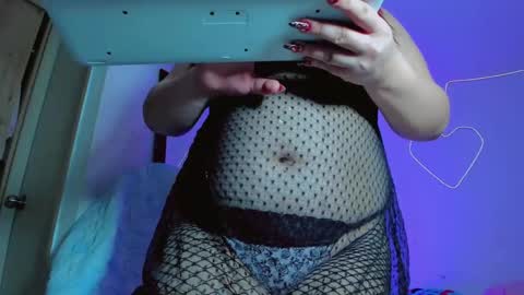 Khloe online show from February 11, 9:09 am