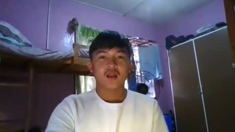 Snapshot of krezikeed chatting on September 12, 4:14 am krezikeed online show from September 12, 4:14 am